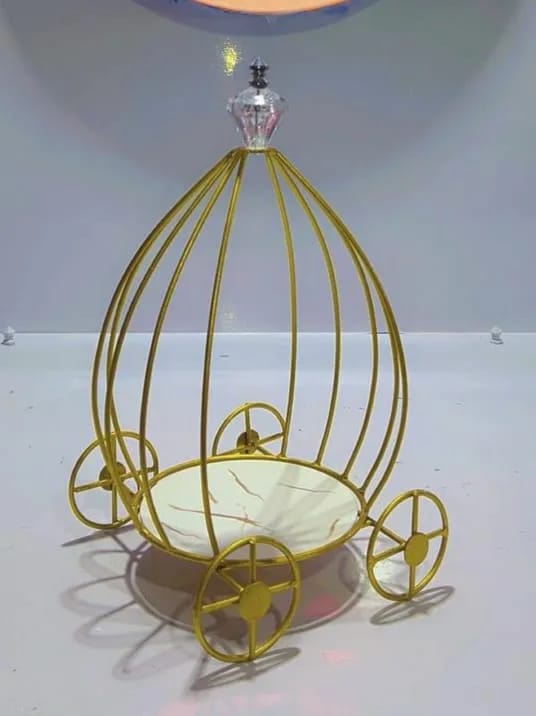 Gold Metal Hamper Basket – Elegant Decorative Storage Basket